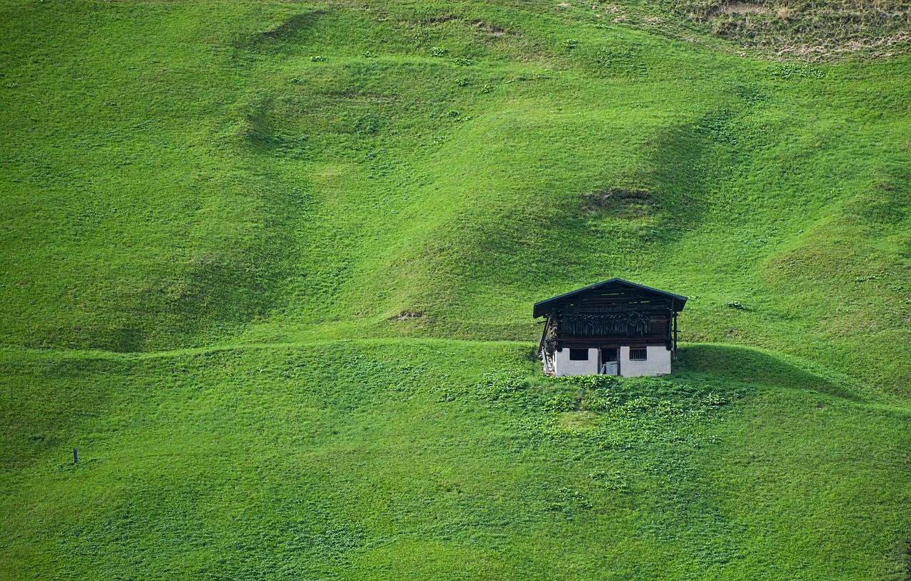 Stock photo: secluded cabin
